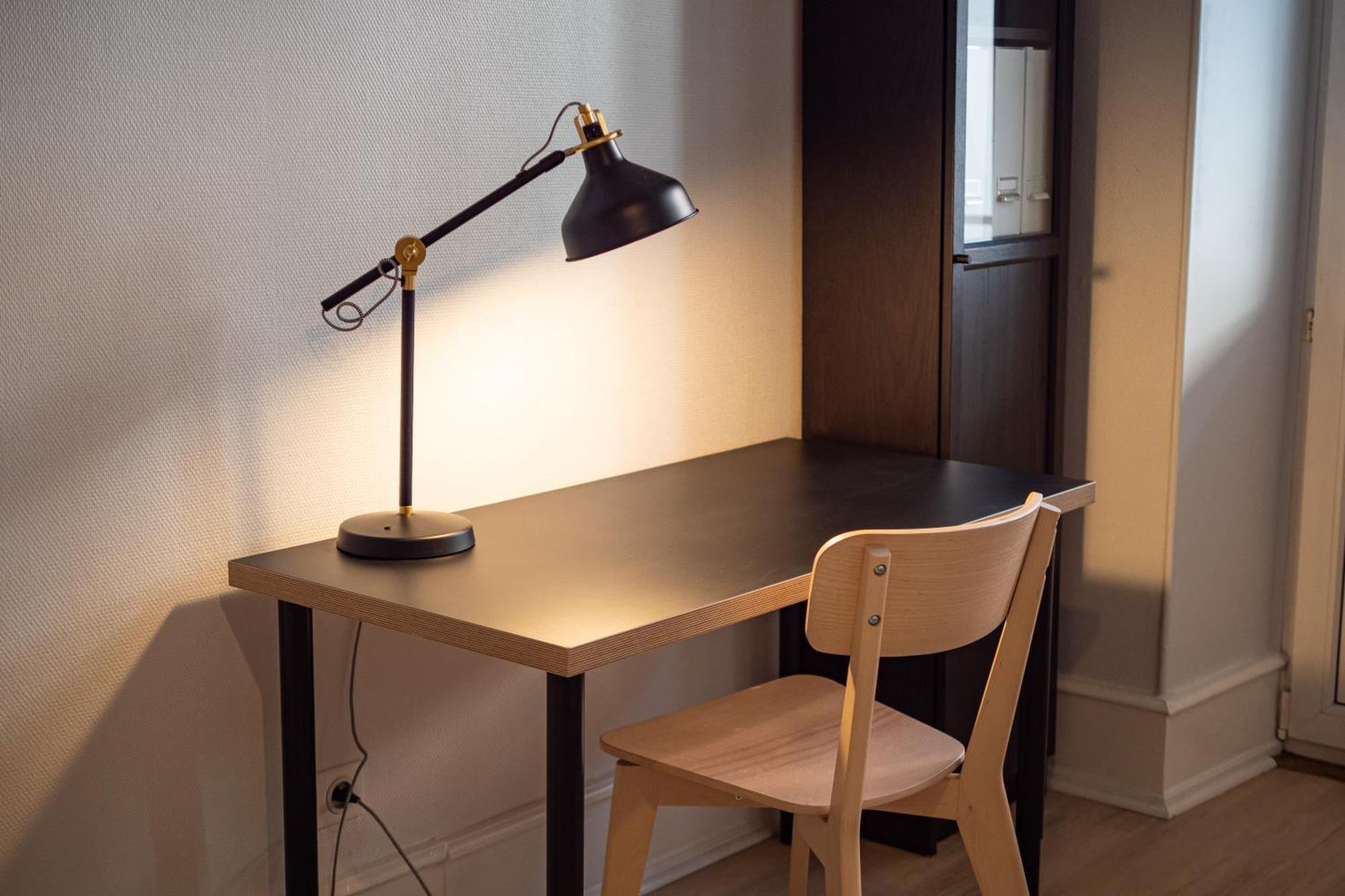 Appartement A Vos Pieds, Moderne Et Lumineux *